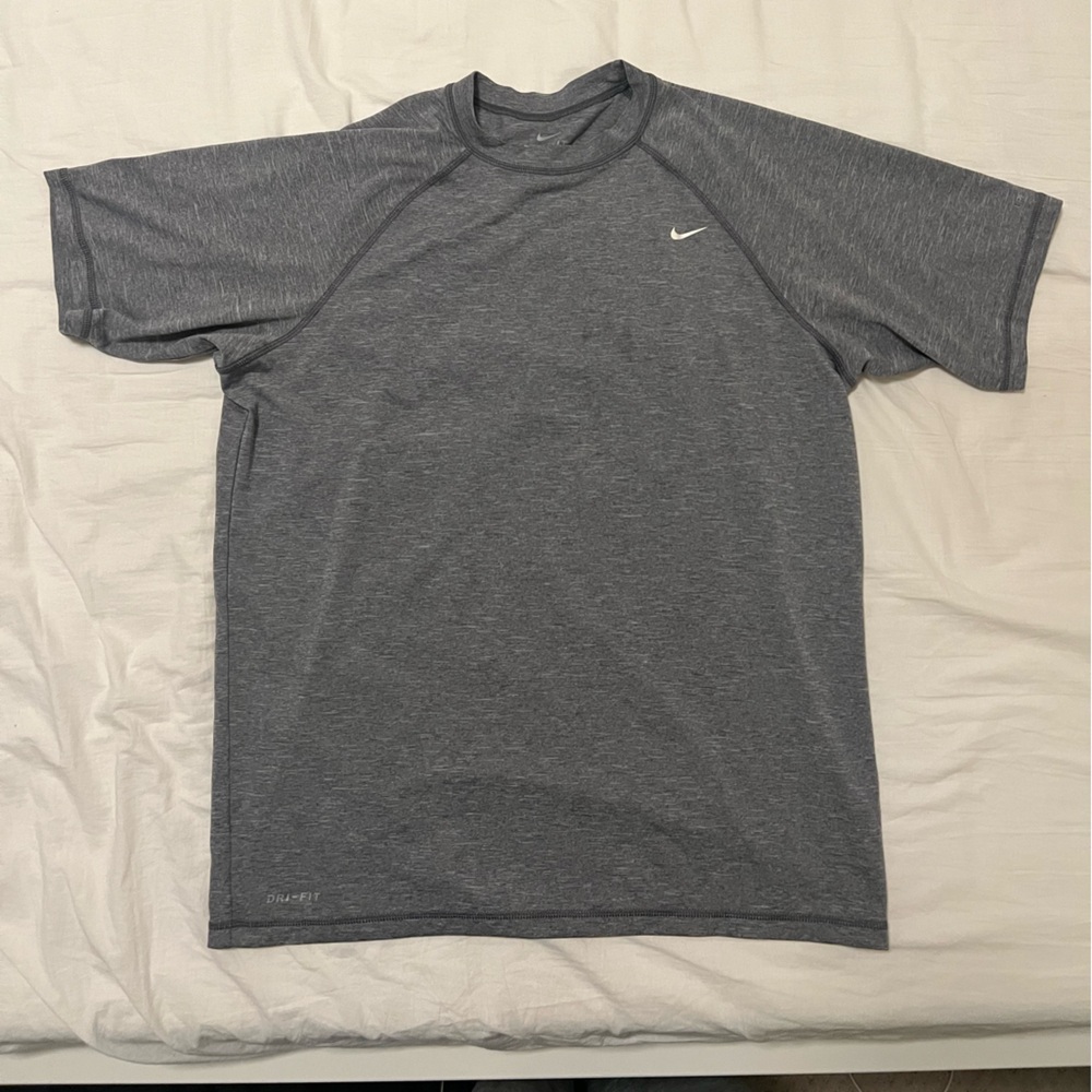 Nike Dri Fit Grey T Shirt Size L